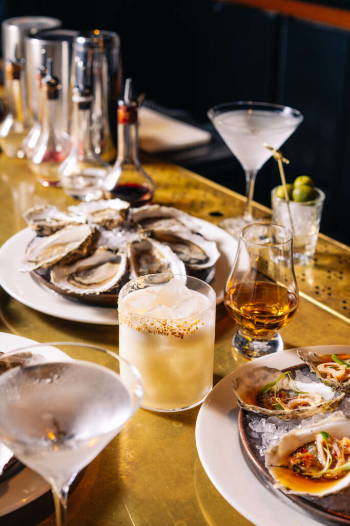 Chicago Cocktail Hour 3 Hawksmoor cocktails and oysters at the bar