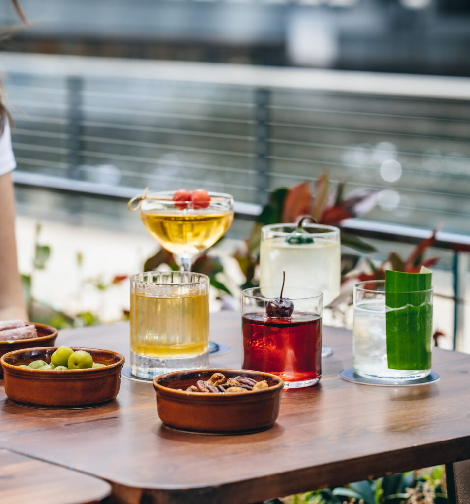 The Lowback - Cocktails - Terrace
